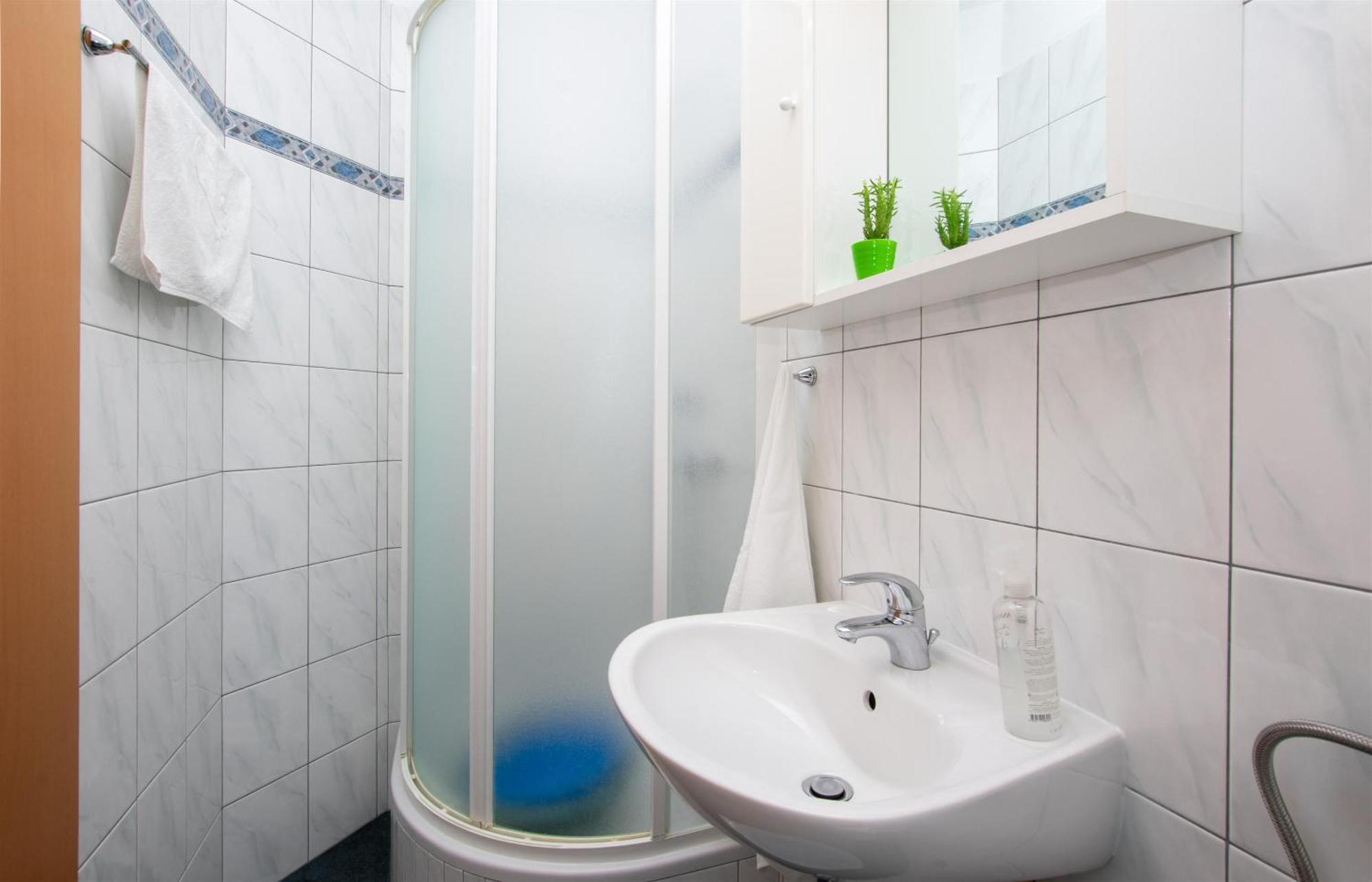 Apartment Zdravko-with parking Omiš Zewnętrze zdjęcie