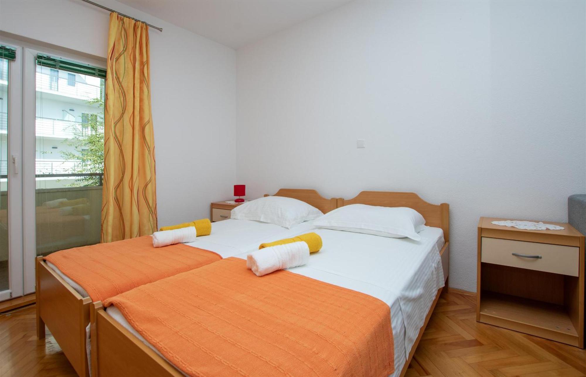 Apartment Zdravko-with parking Omiš Zewnętrze zdjęcie