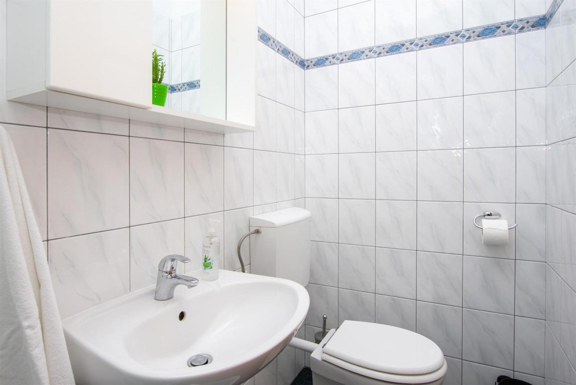Apartment Zdravko-with parking Omiš Zewnętrze zdjęcie