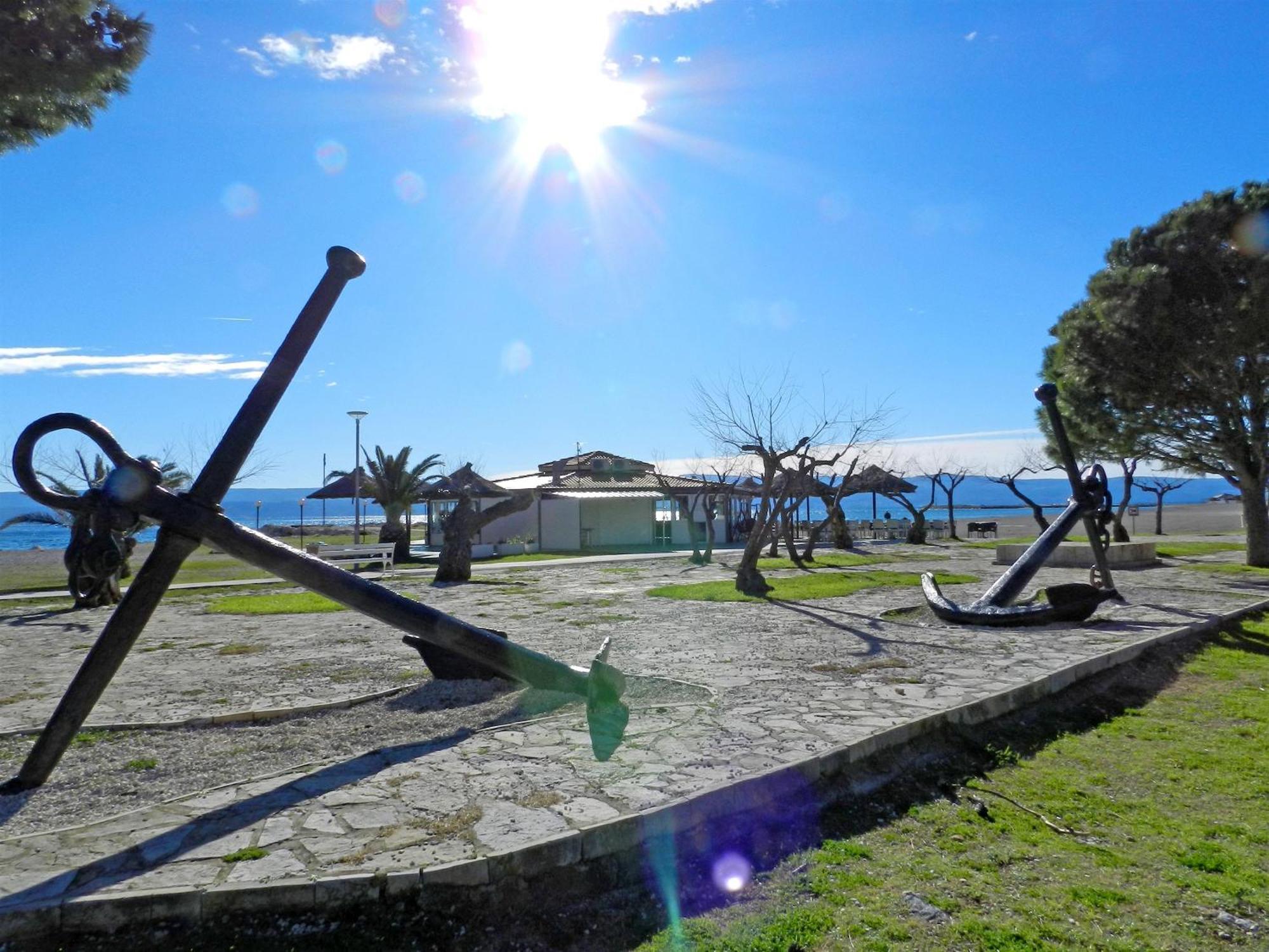 Apartment Zdravko-with parking Omiš Zewnętrze zdjęcie