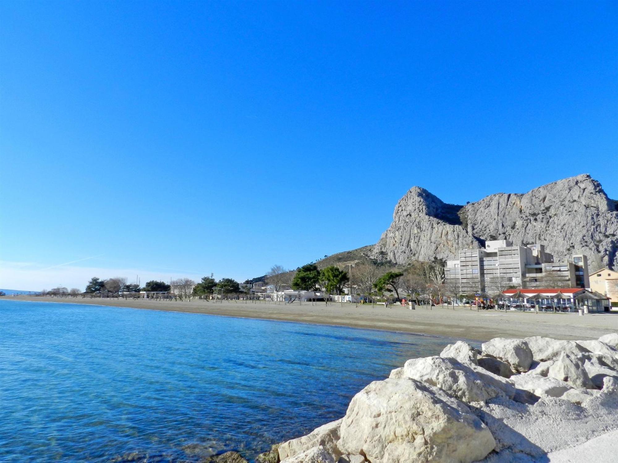 Apartment Zdravko-with parking Omiš Zewnętrze zdjęcie